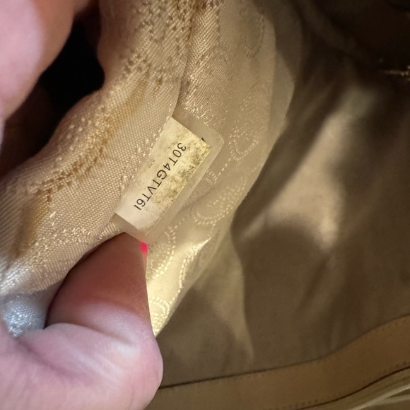 Michael Kors Checkered Signature Tote *LIMITED EDITION* - Picture 5 of 7